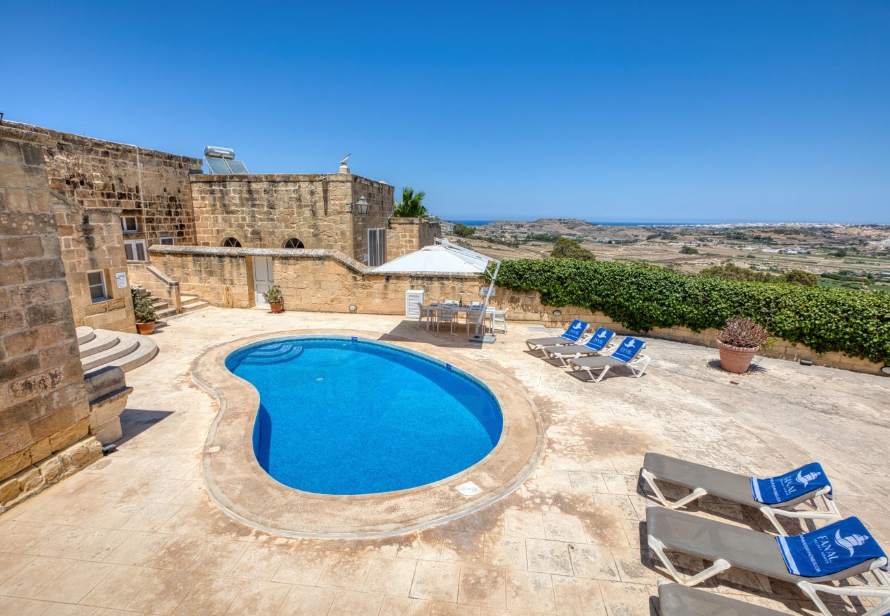 Villa en Ta' Kerċem - Gharilma V – Santa Lucija Holiday Home