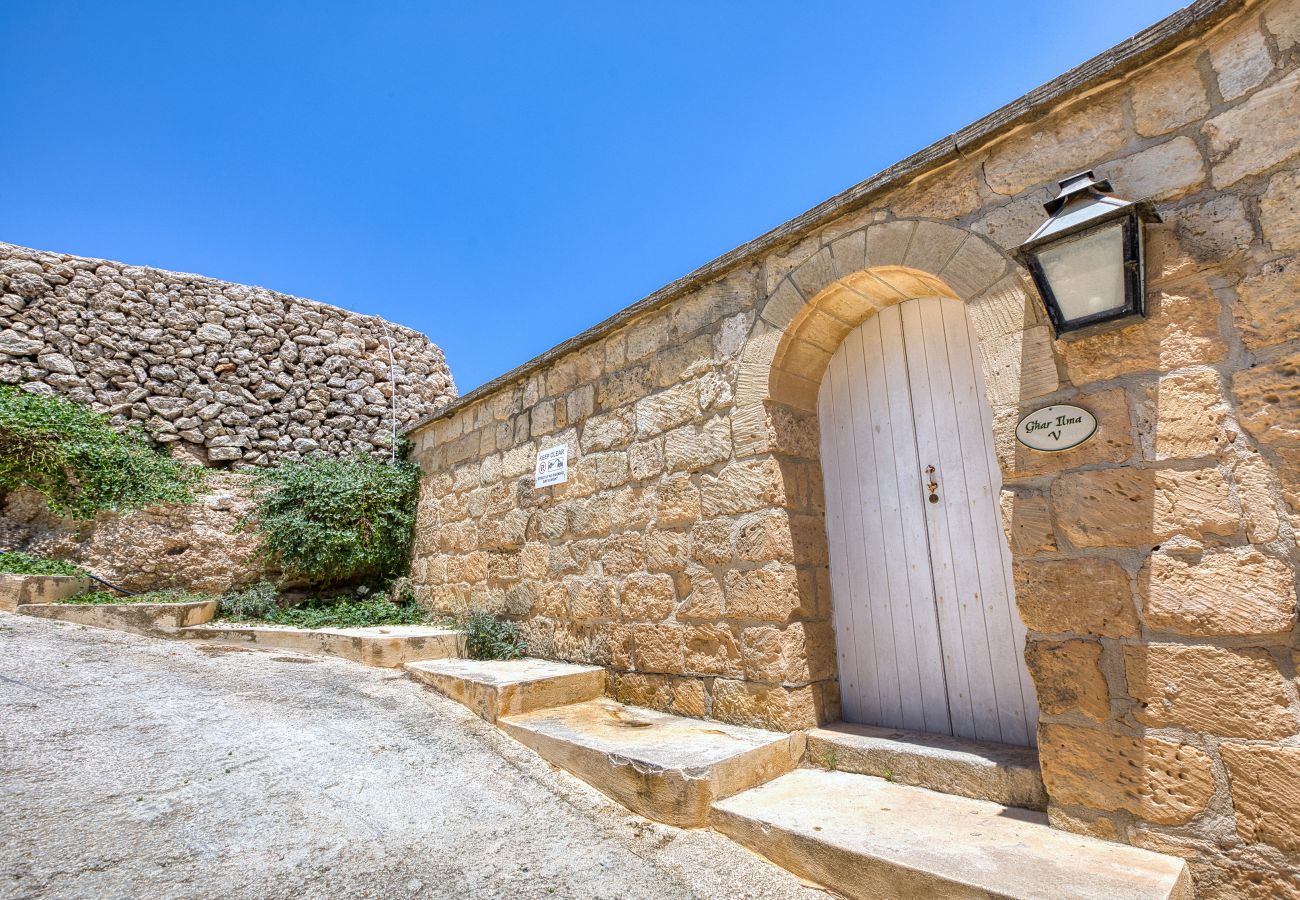 Villa en Ta' Kerċem - Gharilma V – Santa Lucija Holiday Home