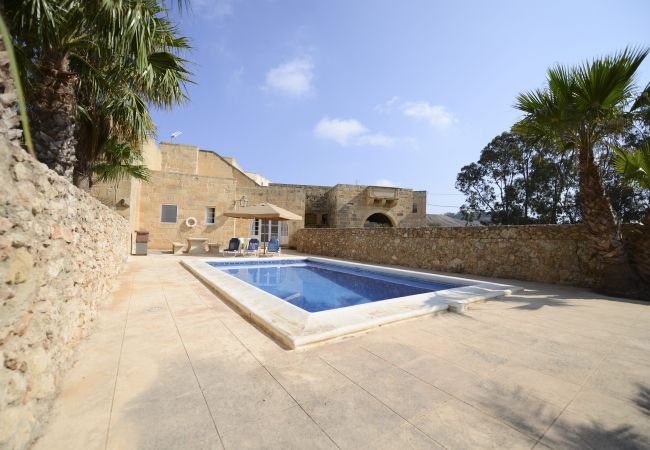 Villa a L-Għasri - Karmnu - Ghasri Holiday Home