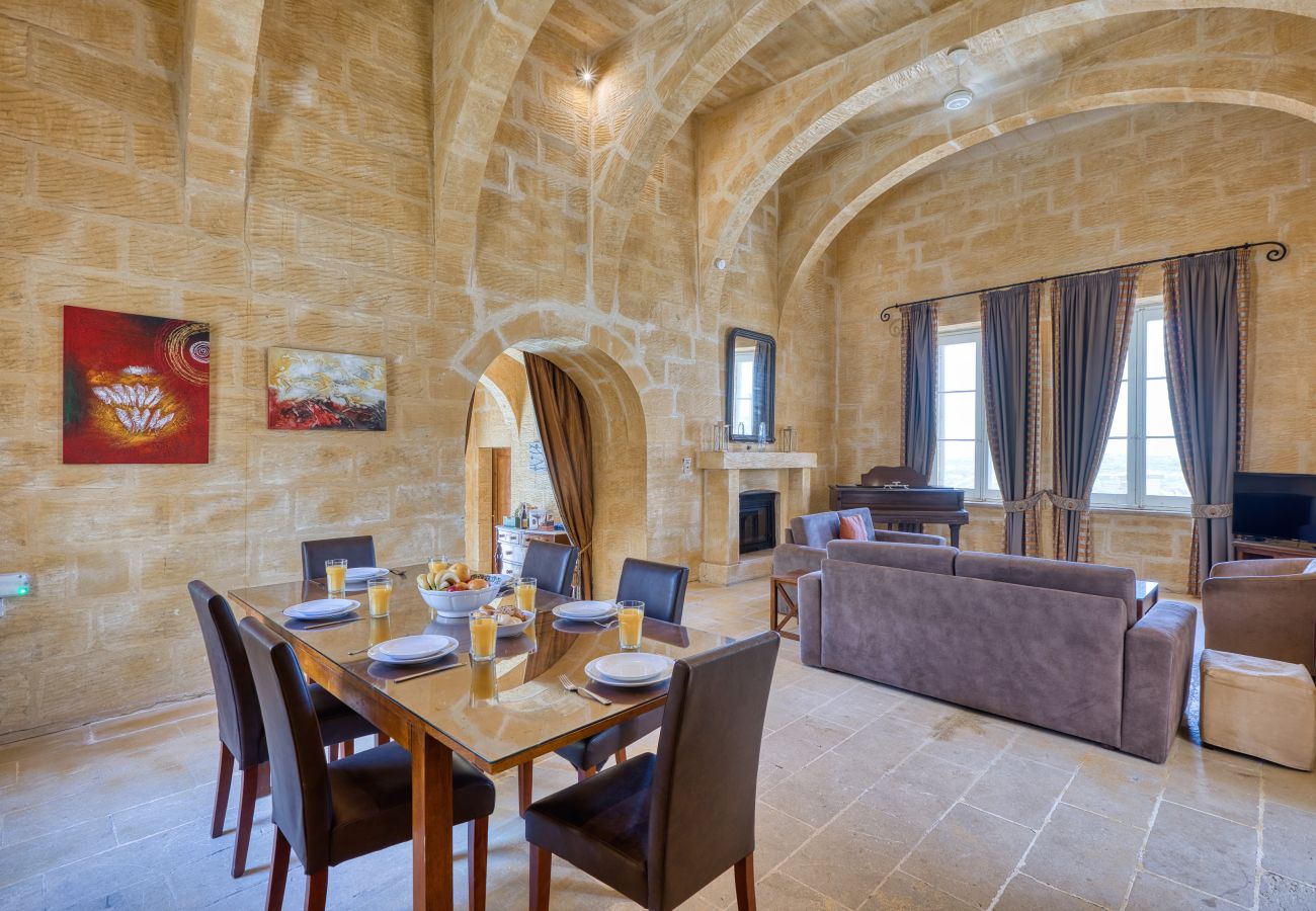 Villa a Ta' Kerċem - Gharilma IV – Santa Lucija Holiday Home	