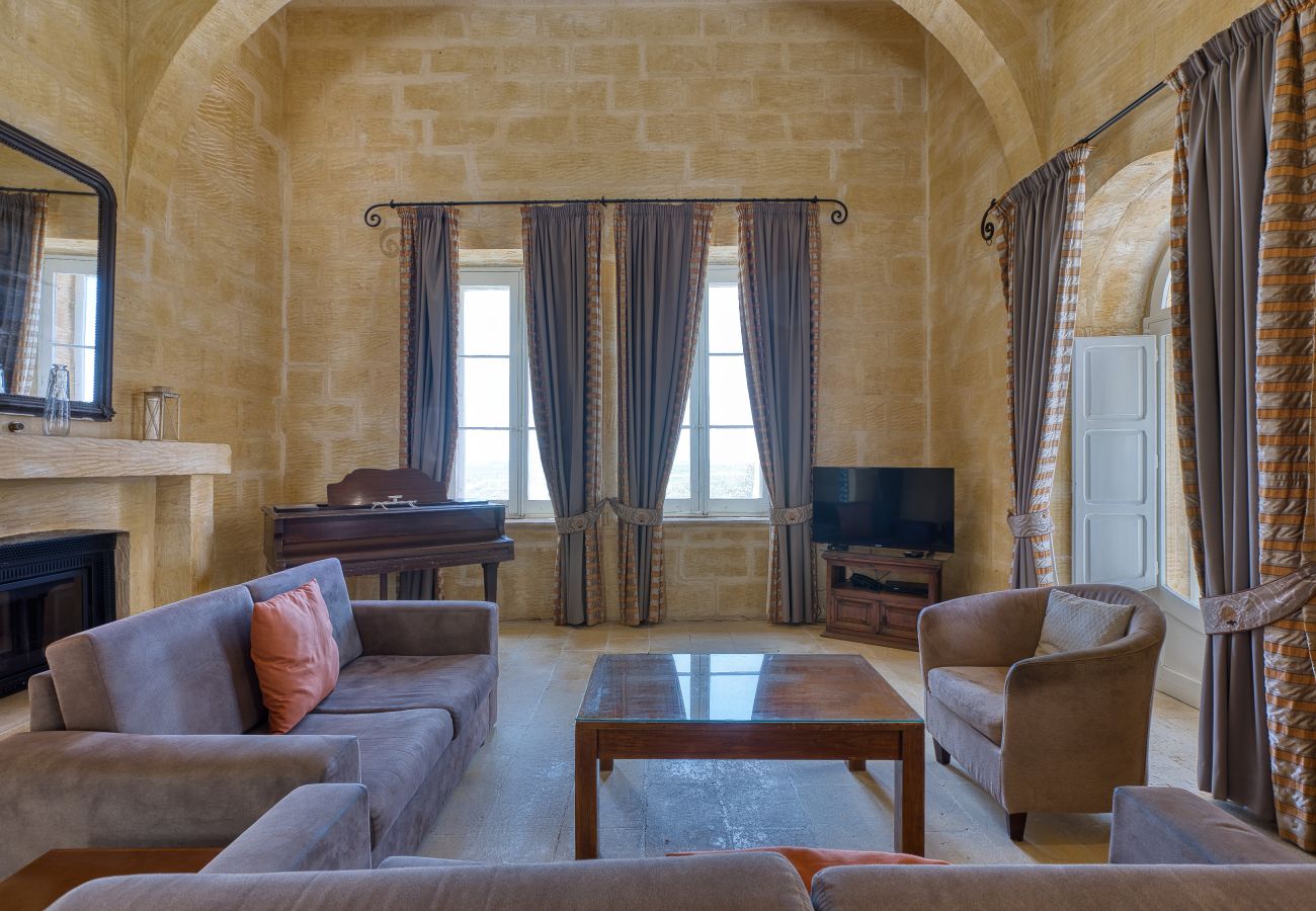 Villa a Ta' Kerċem - Gharilma IV – Santa Lucija Holiday Home	