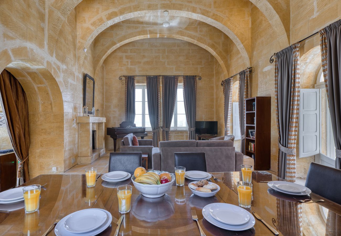 Villa a Ta' Kerċem - Gharilma IV – Santa Lucija Holiday Home	