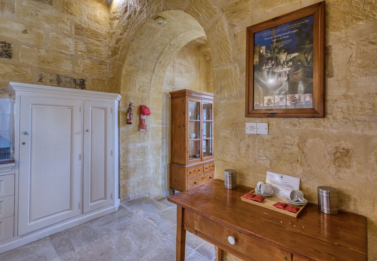 Villa a Ta' Kerċem - Gharilma IV – Santa Lucija Holiday Home	