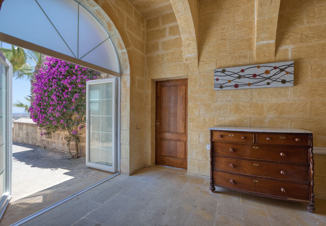 Villa a Ta' Kerċem - Gharilma IV – Santa Lucija Holiday Home	