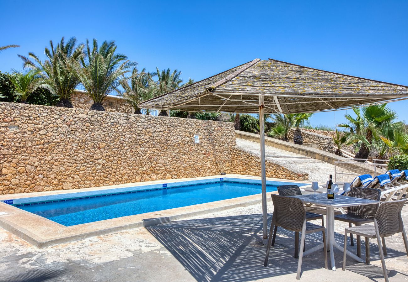 Villa a Ta' Kerċem - Gharilma IV – Santa Lucija Holiday Home	