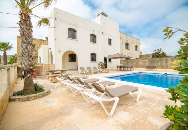 Villa a L-Għasri - Hgieri - Ghasri Holiday Home