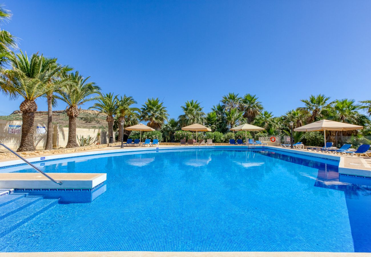 Appartamento a L-Għasri - Ta Frenc Apartments - 2 BDR, 1 BTH