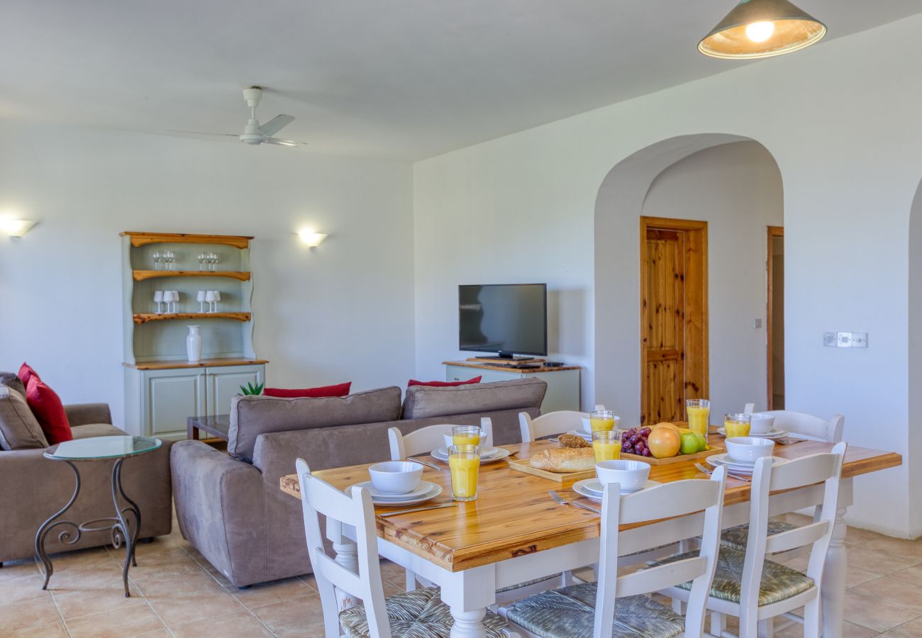 Appartamento a L-Għasri - Ta Frenc Apartments - 2 BDR, 1 BTH