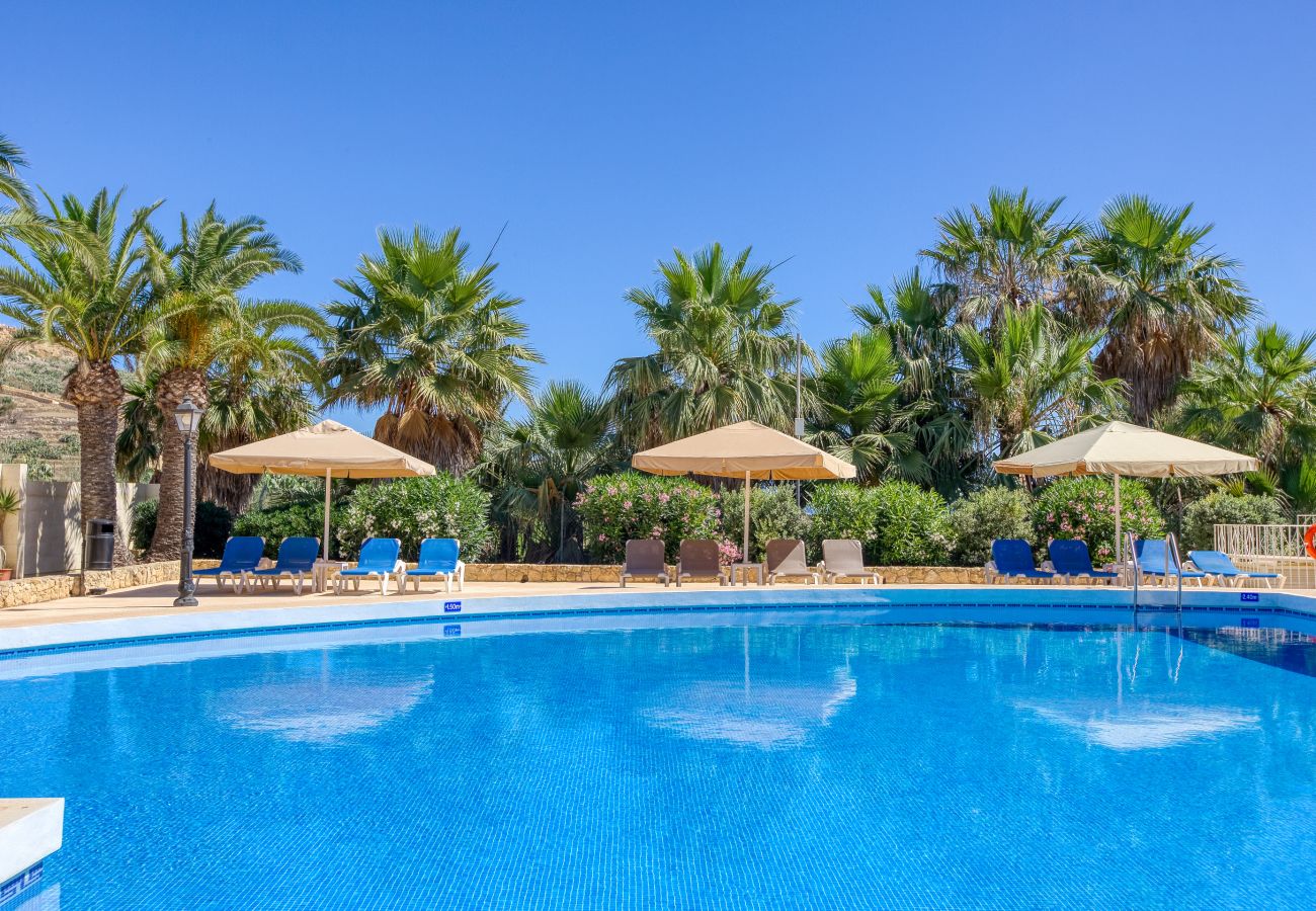 Appartamento a L-Għasri - Ta Frenc Apartments - 2 BDR, 1 BTH