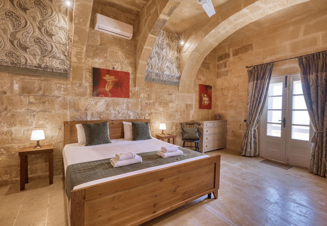 Villa a Ta' Kerċem - Gharilma V – Santa Lucija Holiday Home