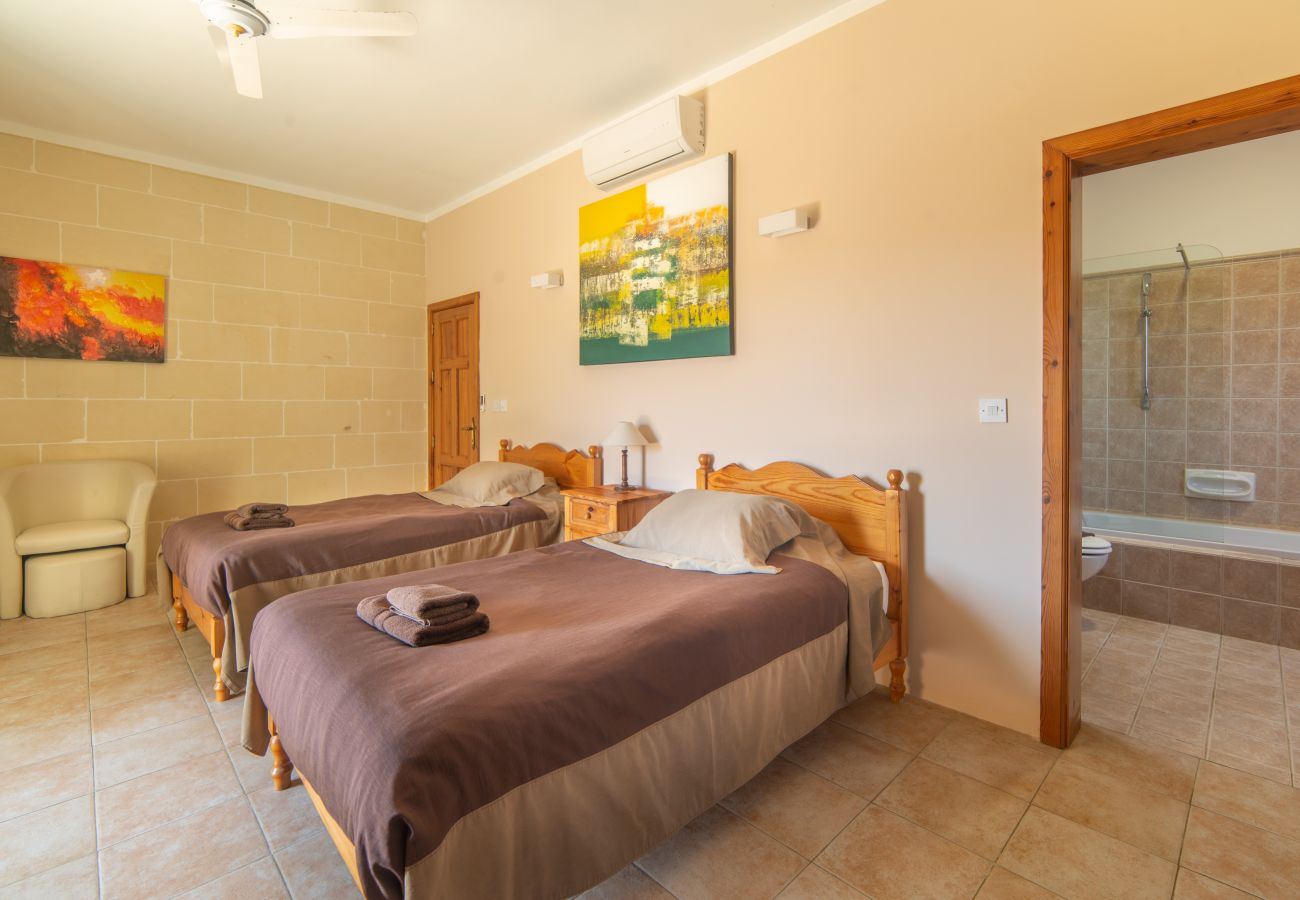 Villa in L-Għasri - Rebekah – Ghasri Holiday Home 