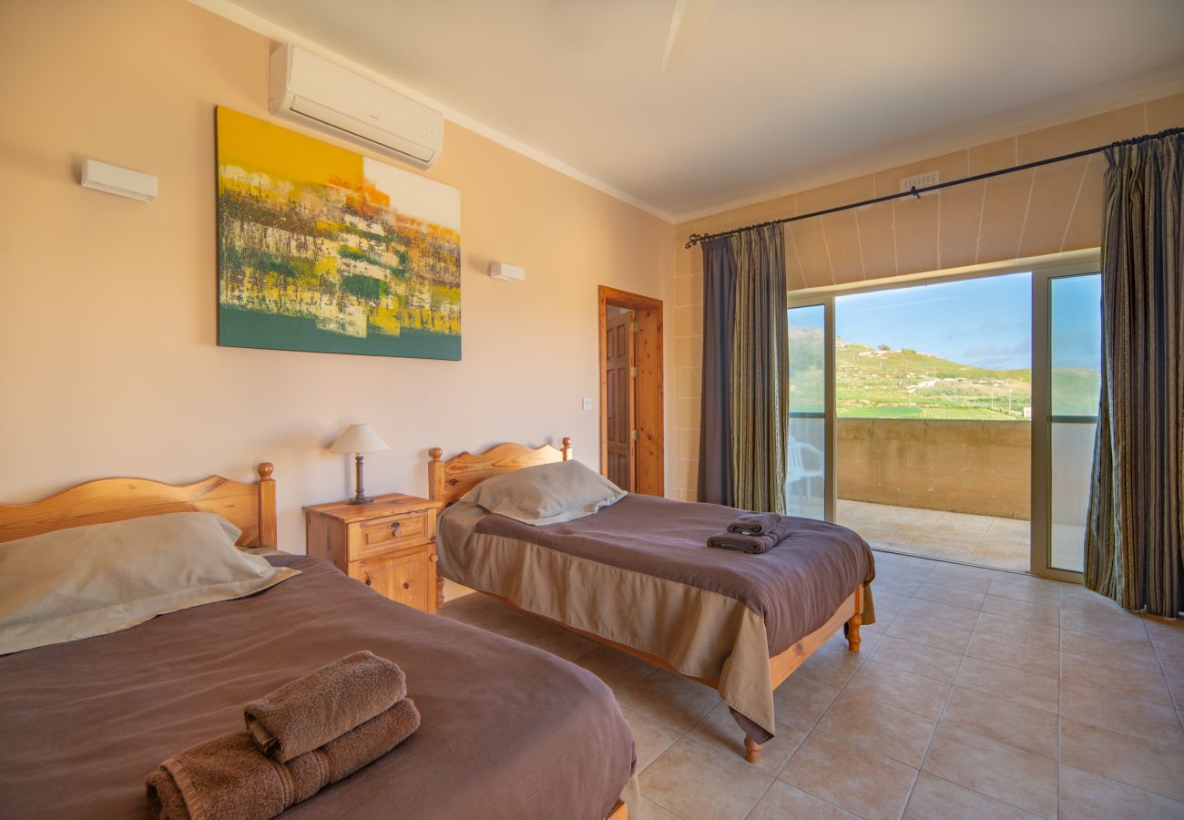 Villa in L-Għasri - Rebekah – Ghasri Holiday Home 