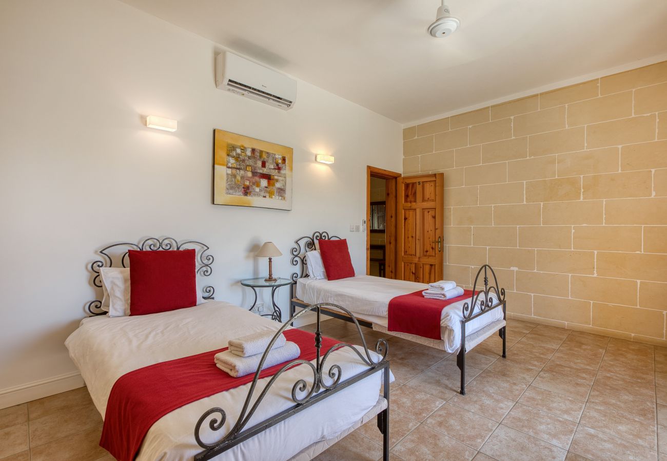 Villa in L-Għasri - Rebekah – Ghasri Holiday Home 