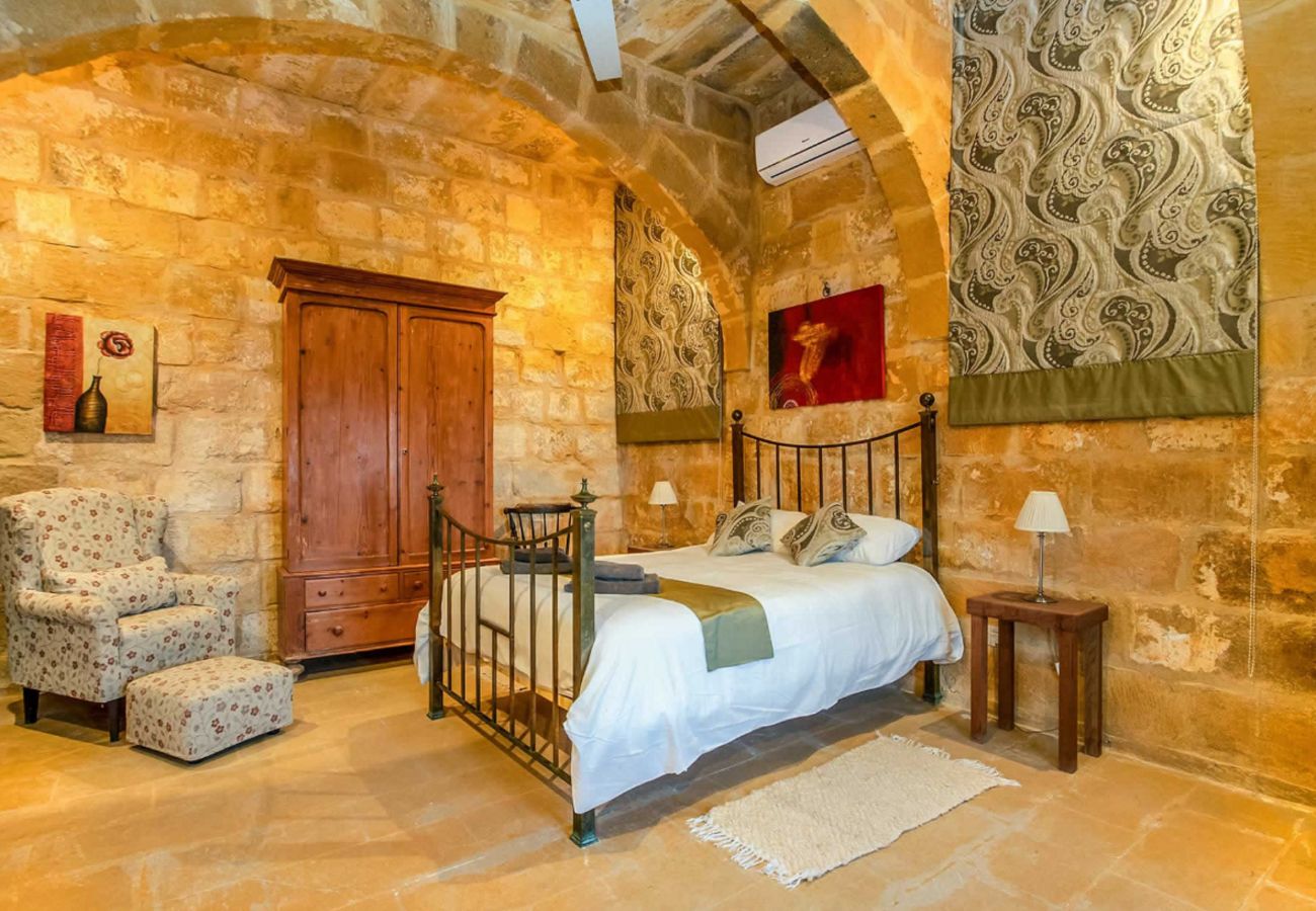 Villa in Ta' Kerċem - Gharilma V – Santa Lucija Holiday Home 