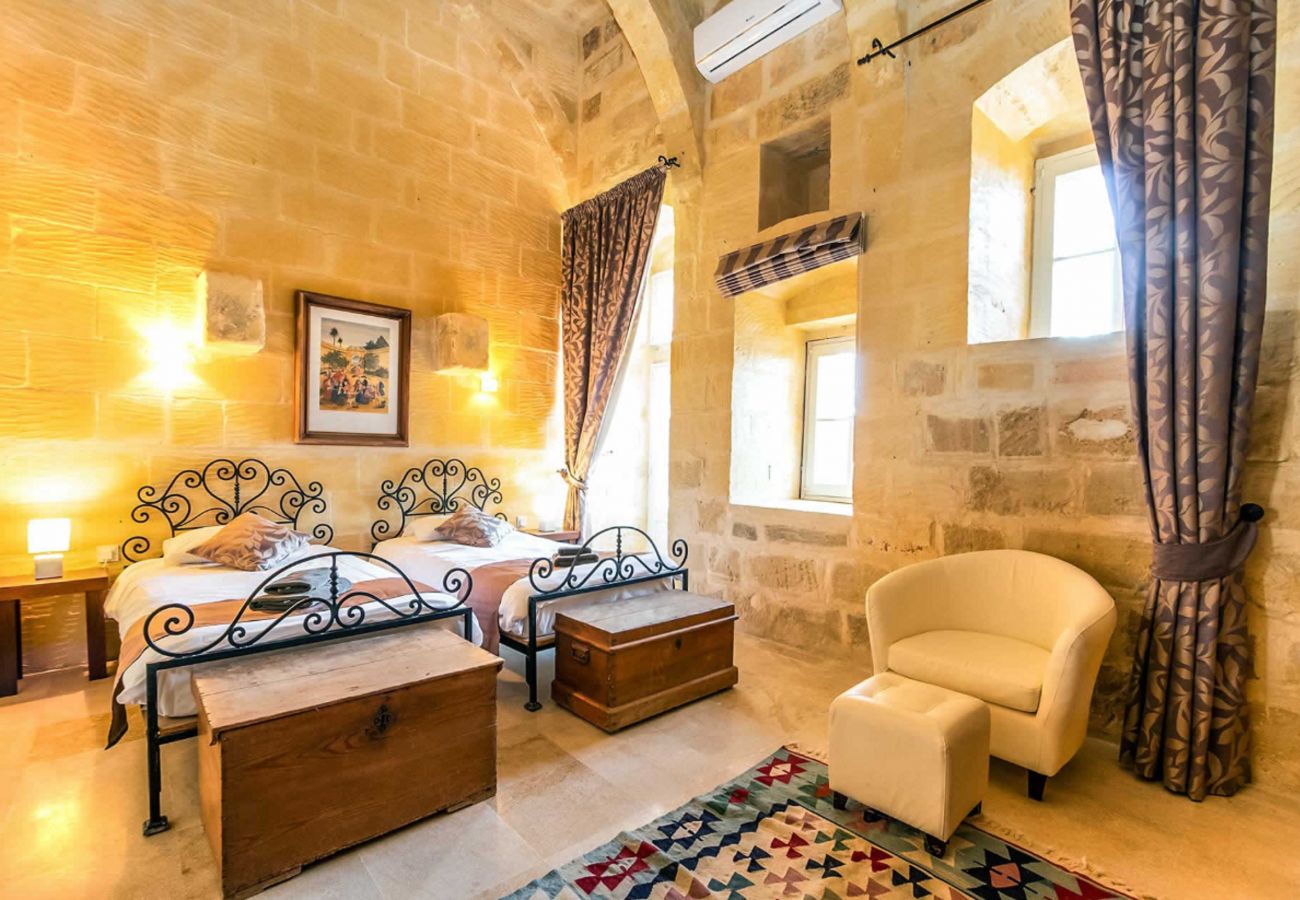 Villa in Ta' Kerċem - Gharilma V – Santa Lucija Holiday Home 