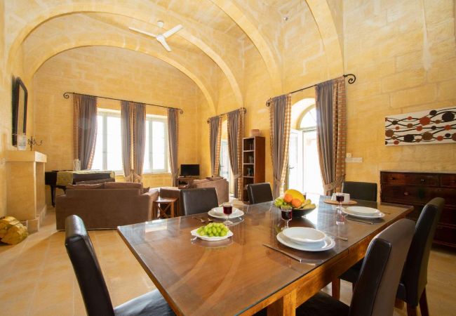 Villa in Ta' Kerċem - Gharilma IV – Santa Lucija Holiday Home	