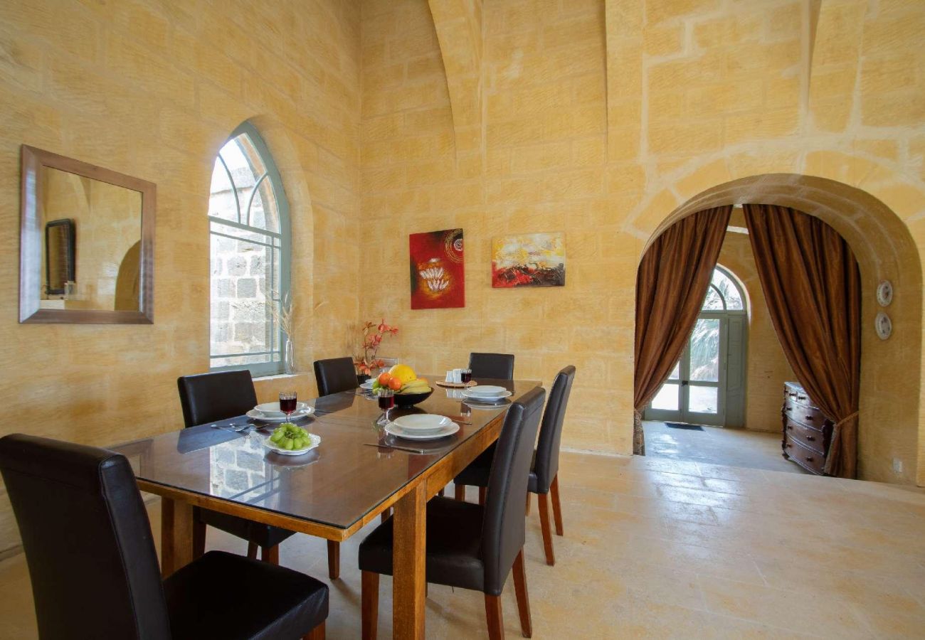 Villa in Ta' Kerċem - Gharilma IV – Santa Lucija Holiday Home	