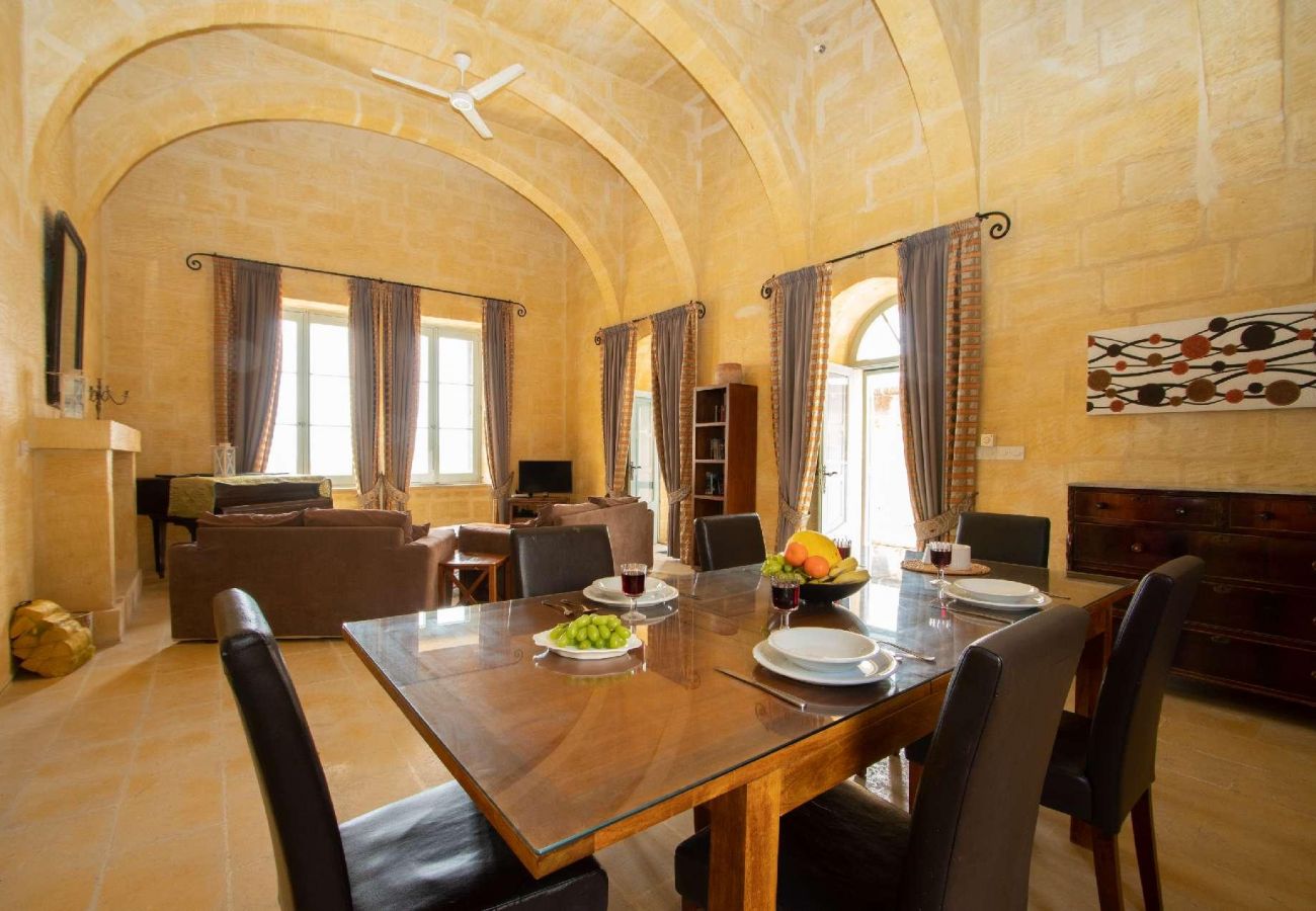 Villa in Ta' Kerċem - Gharilma IV – Santa Lucija Holiday Home	