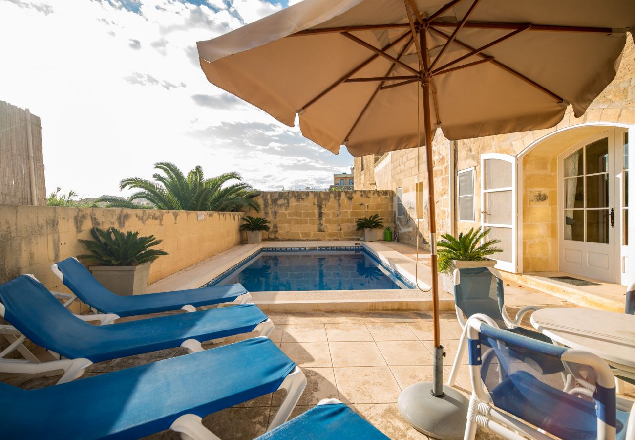 Villa in Victoria - Girardu - Victoria Holiday Home