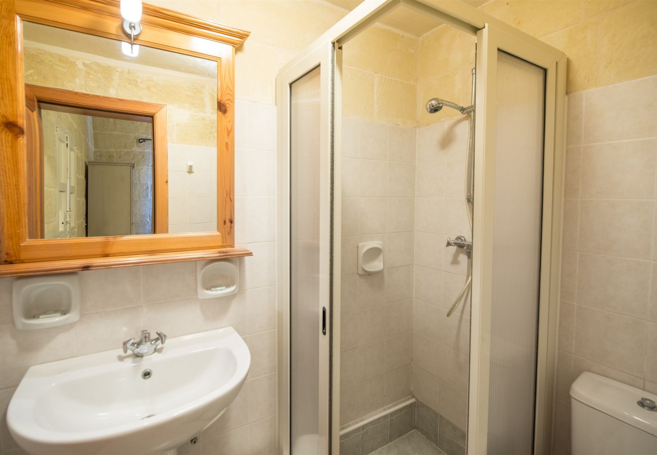 Villa in Victoria - Girardu - Victoria Holiday Home