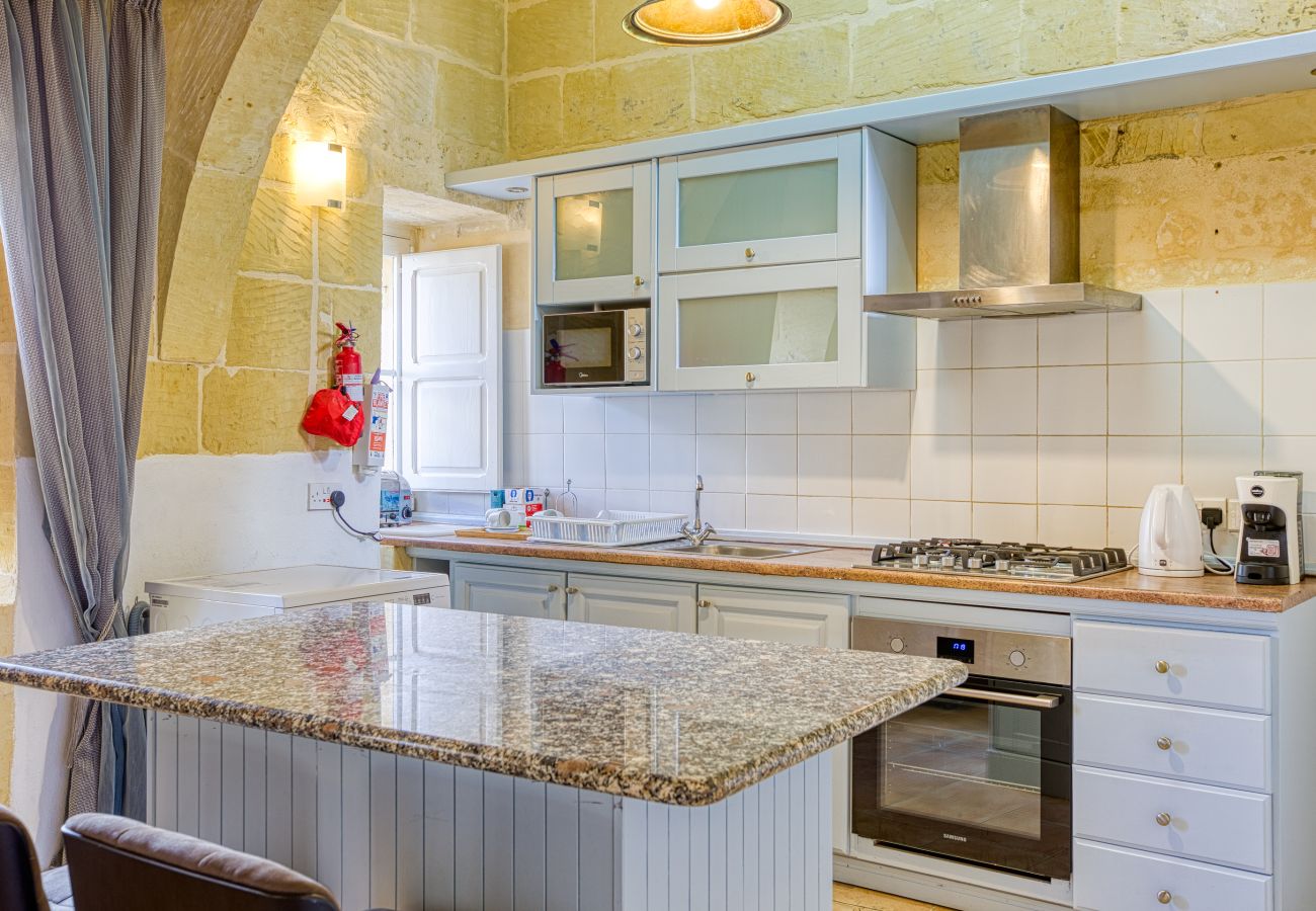 Villa in Victoria - Girardu - Victoria Holiday Home