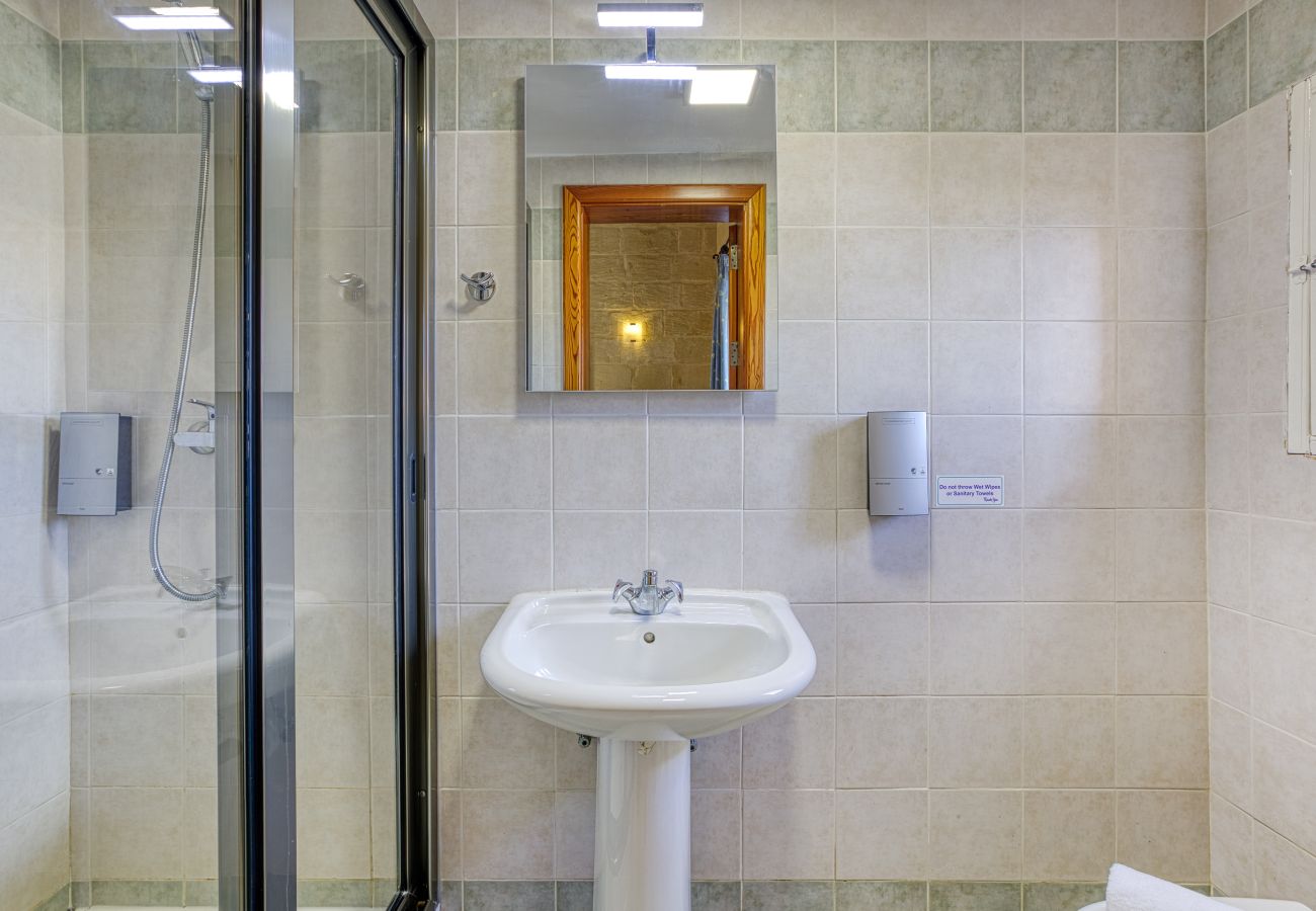 Villa in Victoria - Girardu - Victoria Holiday Home