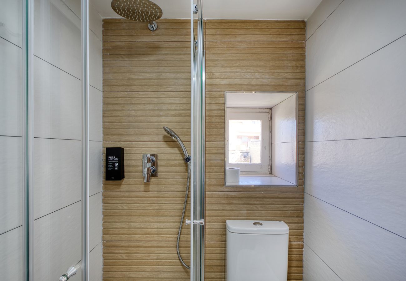 Villa in Victoria - Girardu - Victoria Holiday Home