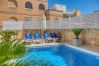 Villa in Victoria - Girardu - Victoria Holiday Home