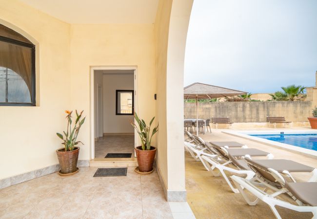 Villa in L-Għasri - Hgieri - Ghasri Holiday Home