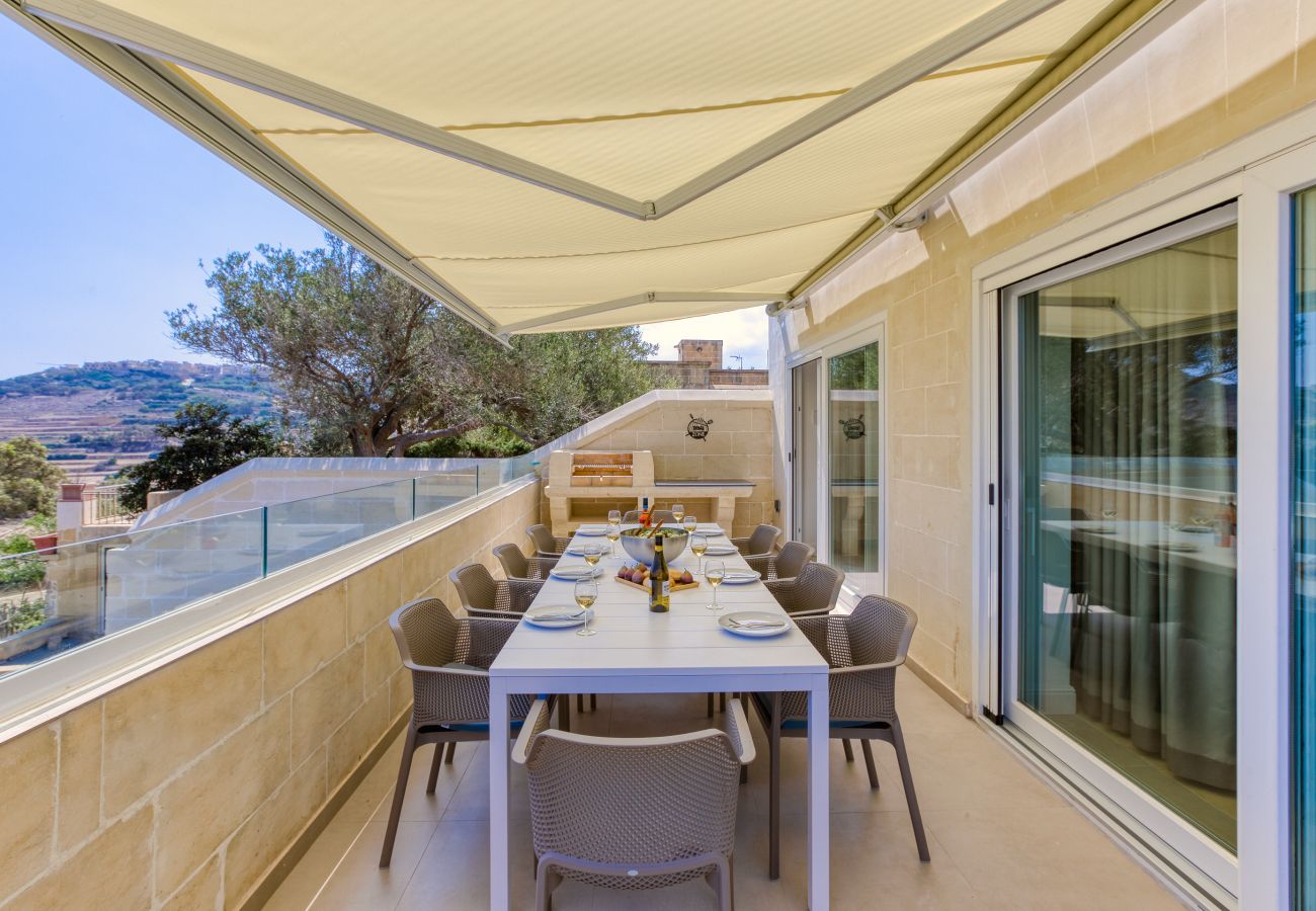 Villa in L-Għasri - Ta Guza - Ghasri Holiday Home