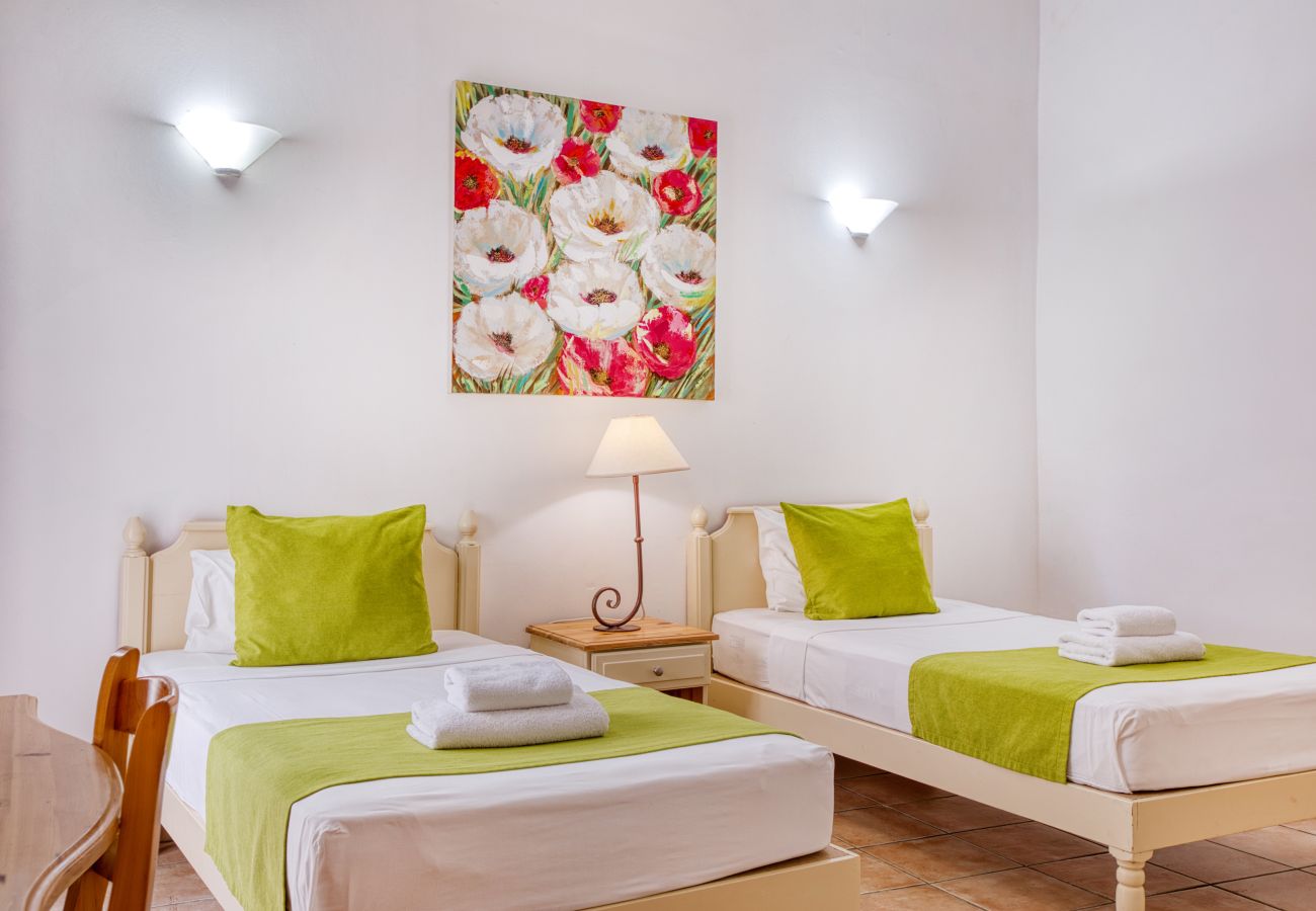 Apartment in L-Għasri - Ta Frenc Apartments - 1 BDR, 1 BTH