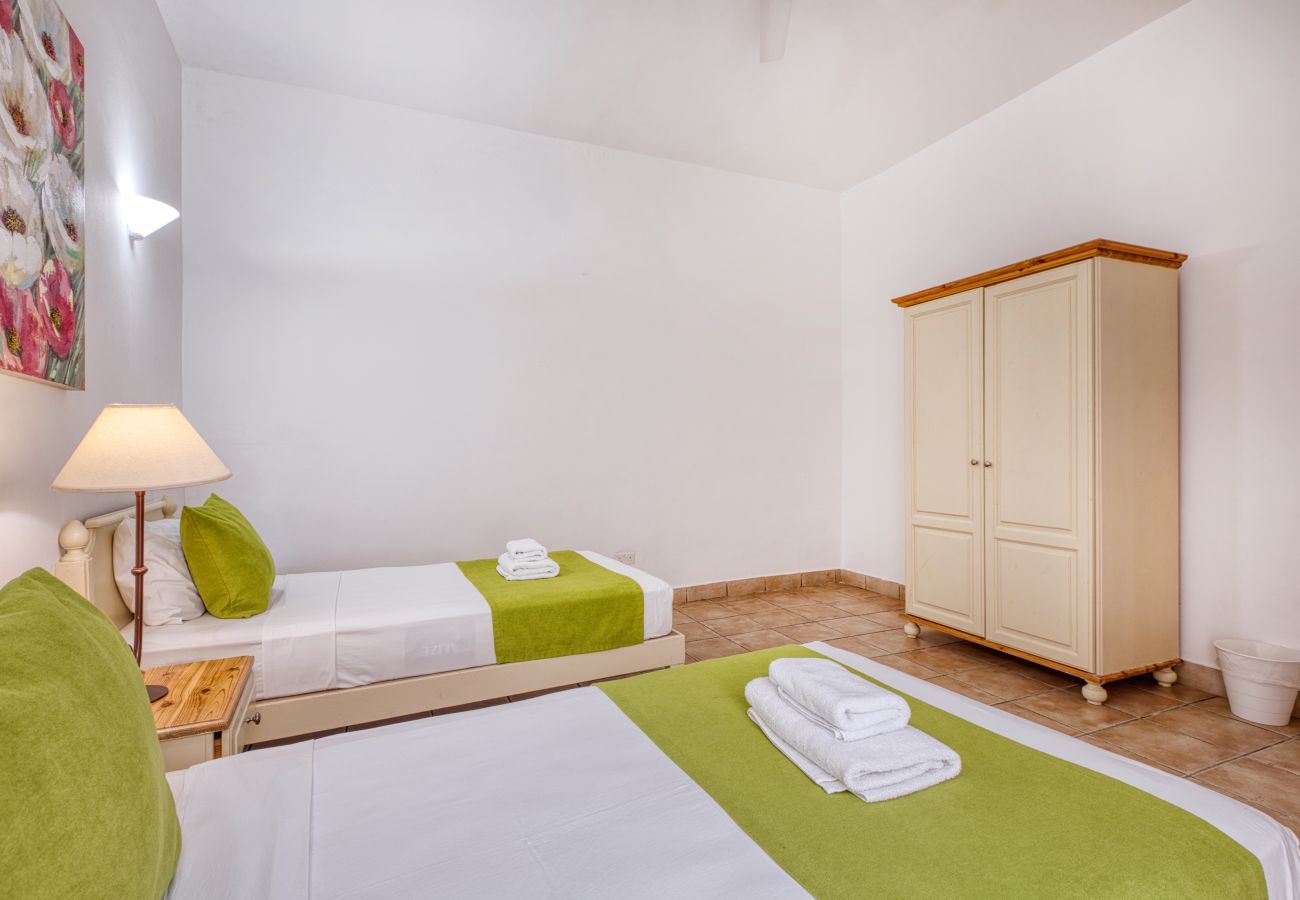 Apartment in L-Għasri - Ta Frenc Apartments - 1 BDR, 1 BTH