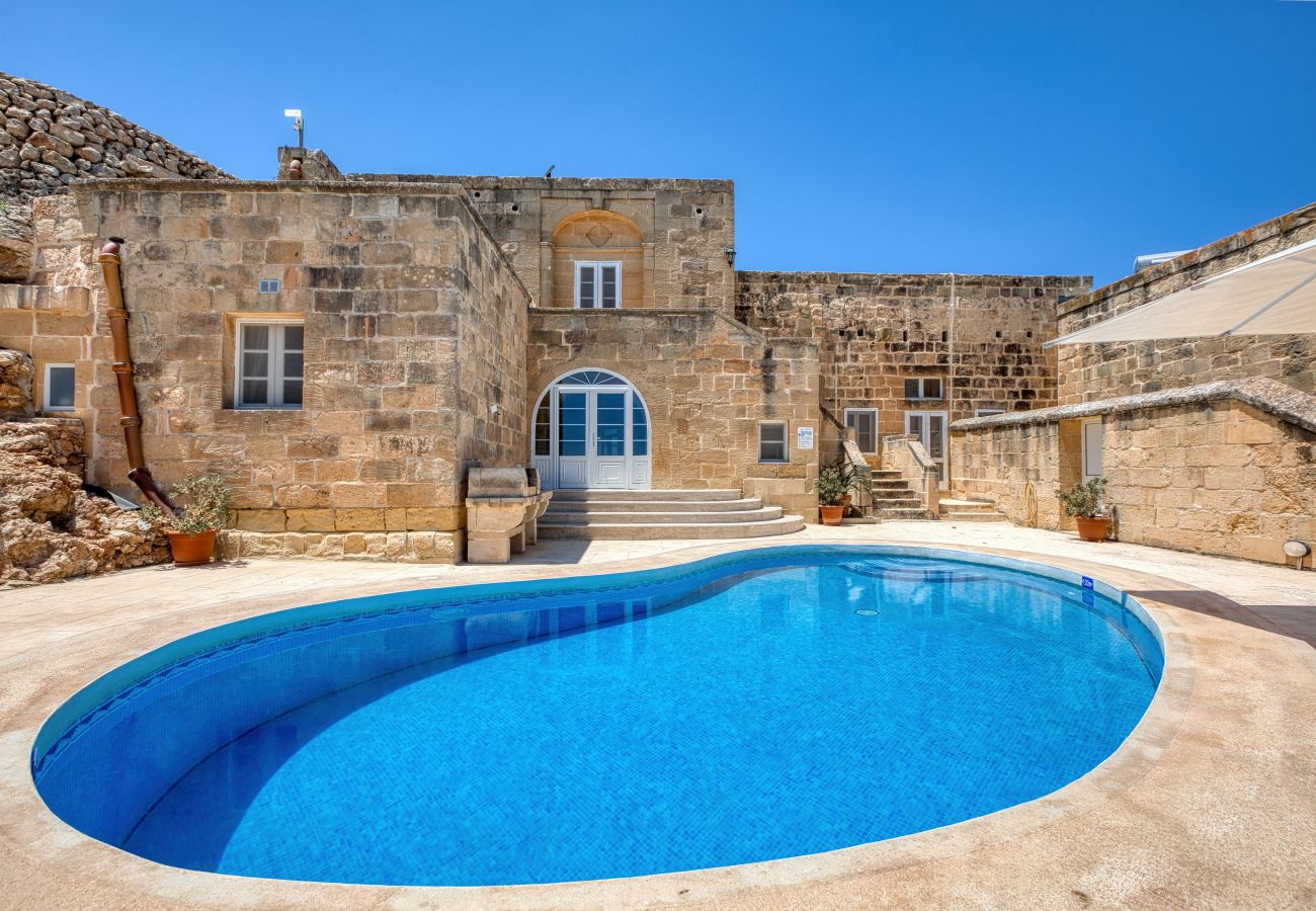 Villa in Ta' Kerċem - Gharilma V – Santa Lucija Holiday Home