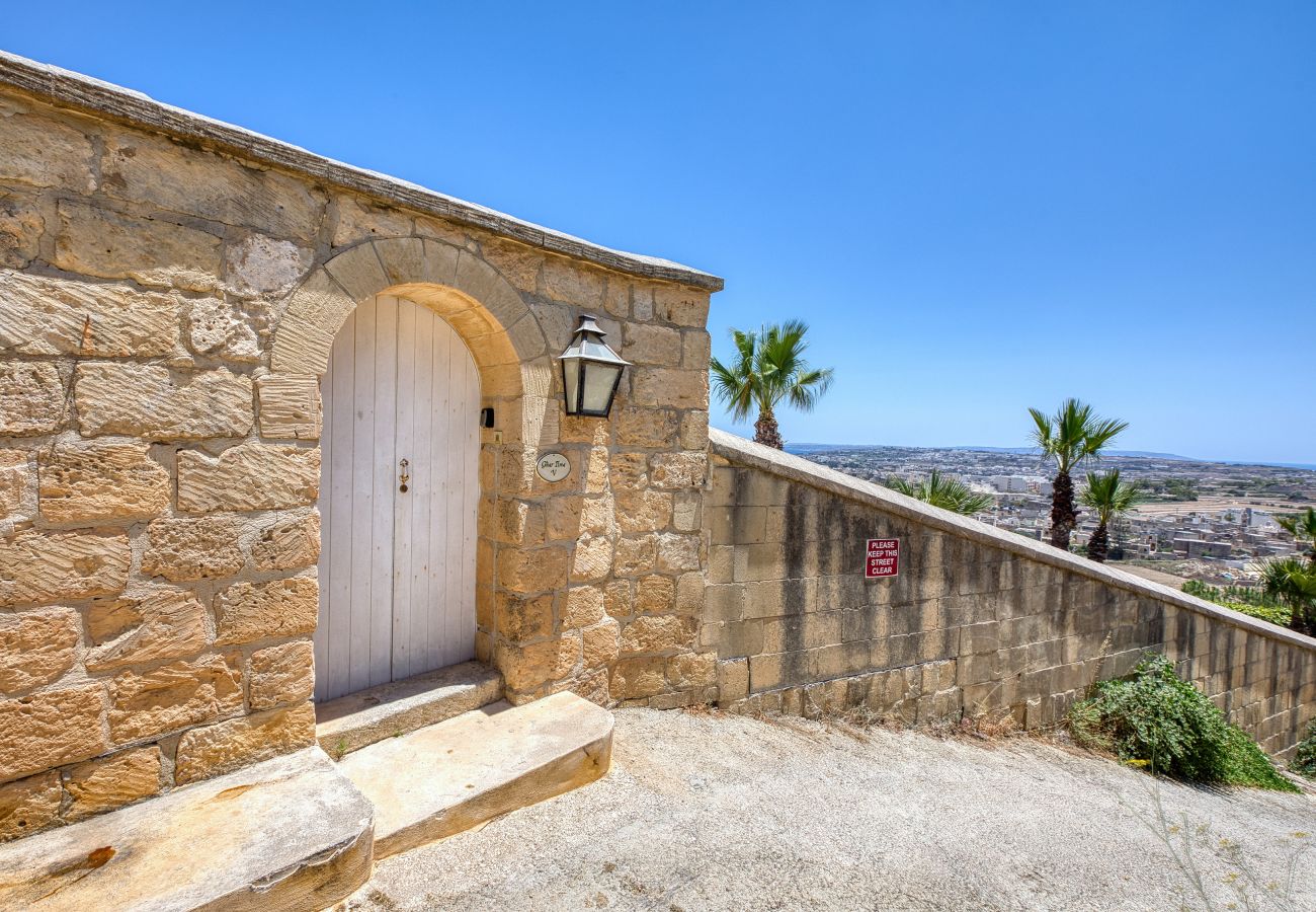 Villa in Ta' Kerċem - Gharilma V – Santa Lucija Holiday Home
